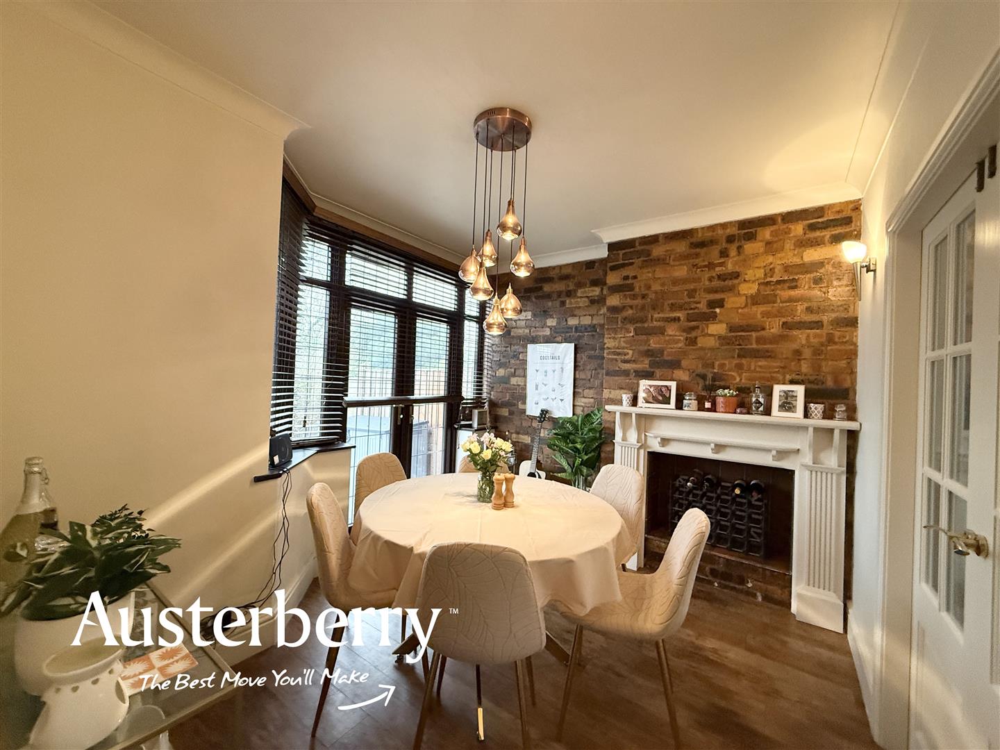 3 bed property in Trent Valley Road, Stoke-On-Trent